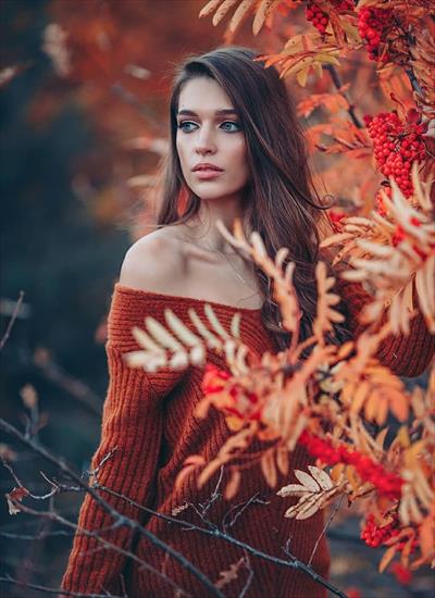 Autumn Woman - original49.jpg